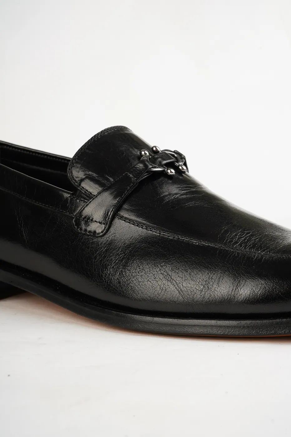 1863 Metal Aksesuarlı Loafer Siyah görsel 5