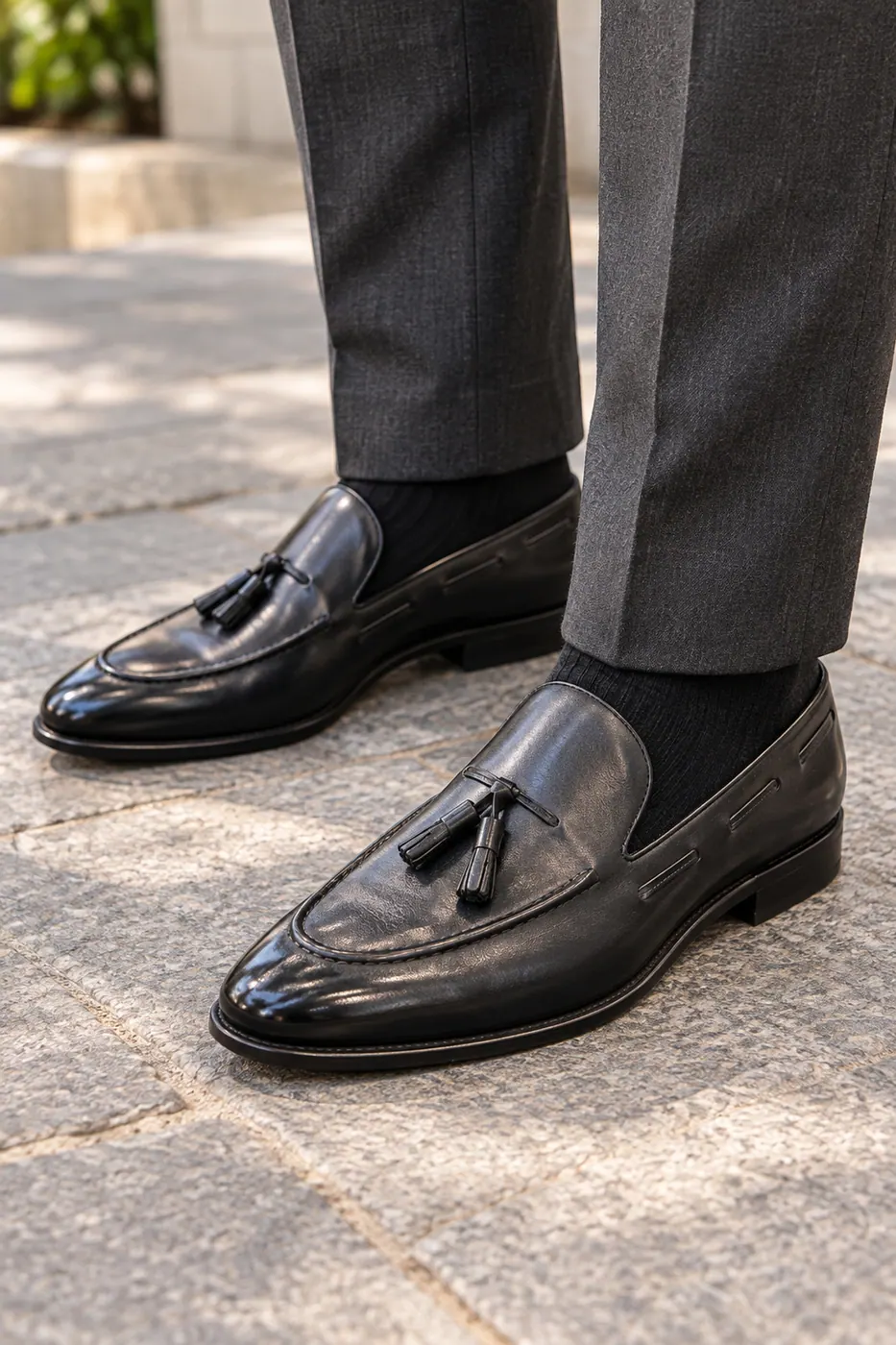 308 Püsküllü Loafer — Siyah