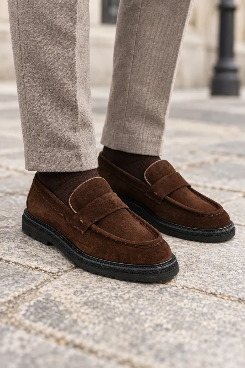 1811 Loafer — Kahve Suet